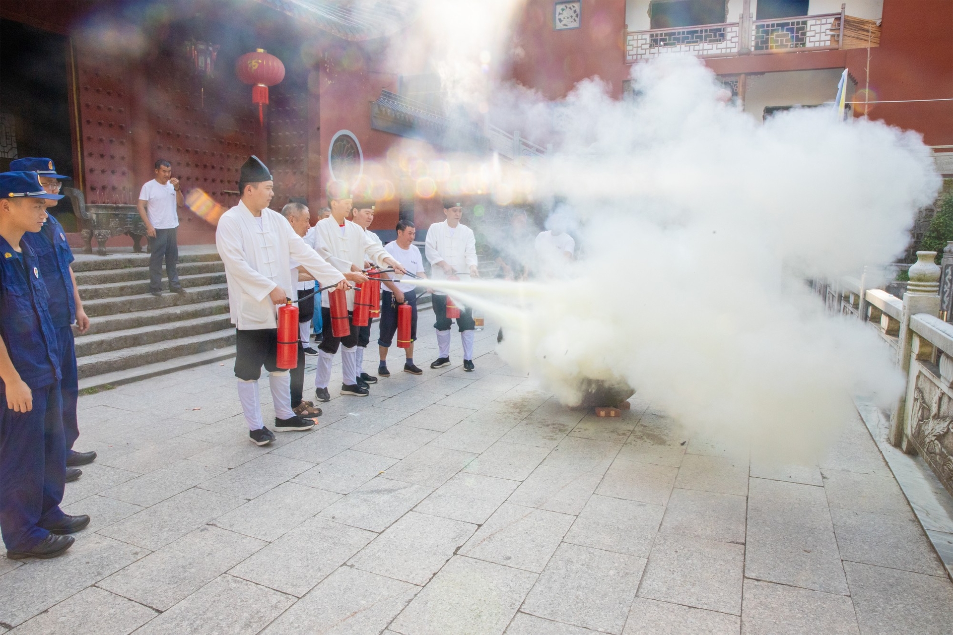 Ǧɽ�ظ���ɽ��������չ������ȫ��ѵ���������ΰ�ȫ����ӭ�����ı���