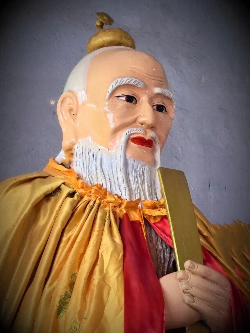 10005.jpg