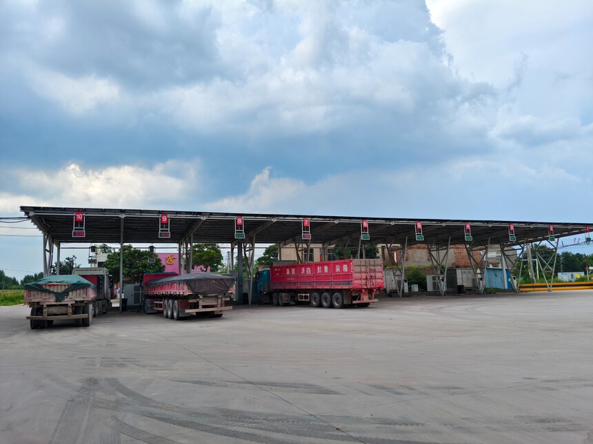 1786697493877680.jpg 充电桩显示屏(吊挂安装 (8).jpg
