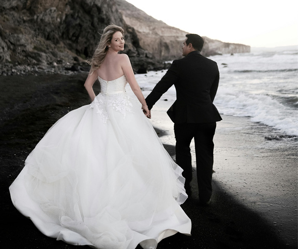 1759816695849231.jpg pexels-asdrubal-luna-2210283-12030826.jpg