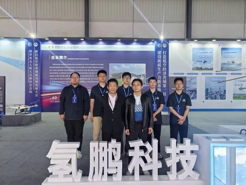 1758092081660311.jpg 9a4e37b0d80d57a4ea4dd9c644390282.jpg