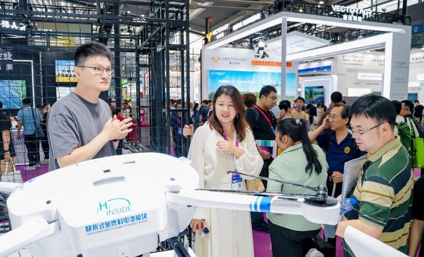 1758097634371841.jpg f751fe0c37ff3a48e1dbd42750423e1a.jpg