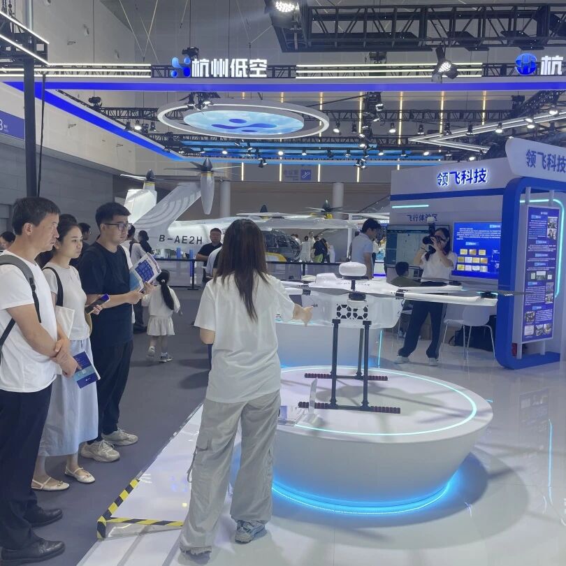 1761534294788669.jpg 0d04b1e0d7d3c8832fc78c77aacadf2d.jpg