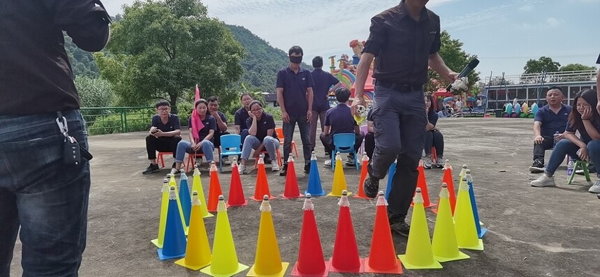 7-.jpg