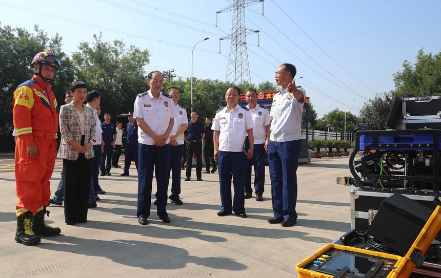 ab84cc254755706ebf1e6a3abb9cad44.jpg