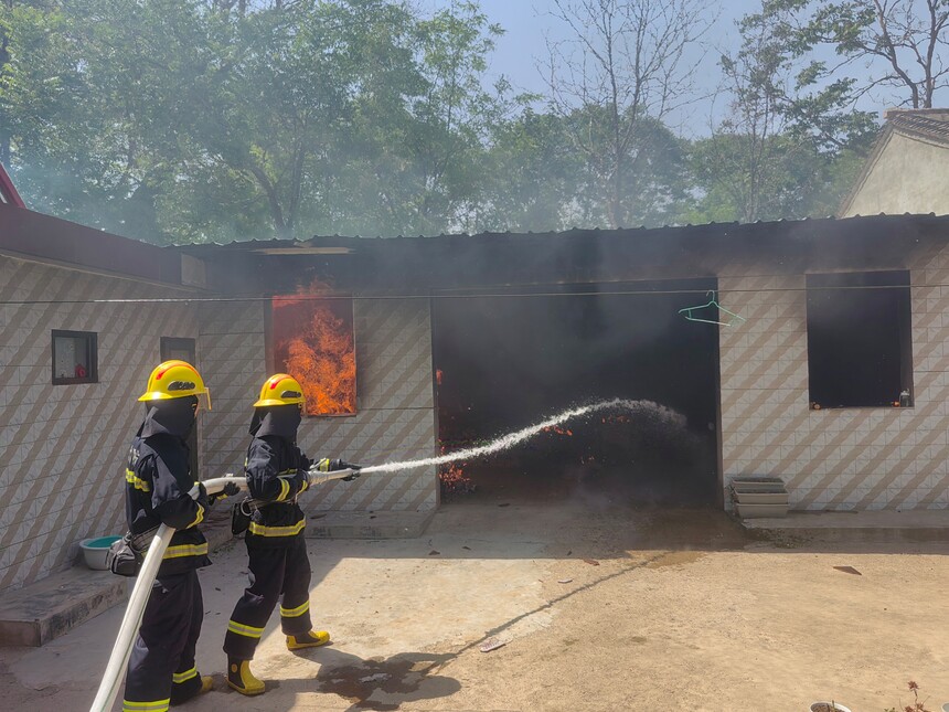 1735780565571595.jpg