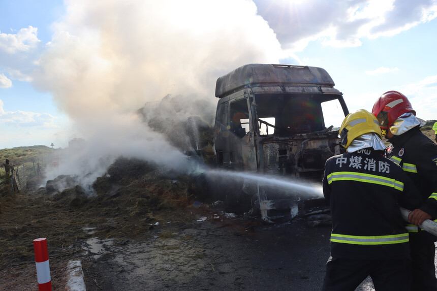 1758848696835969.jpg 1758848696835969.jpg