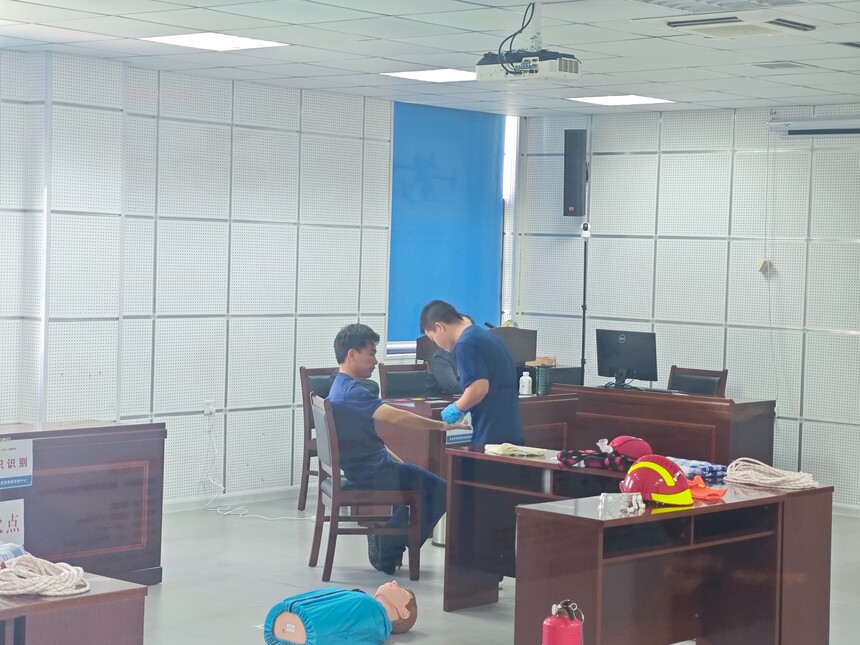 1759108022545899.jpg 1759108022545899.jpg