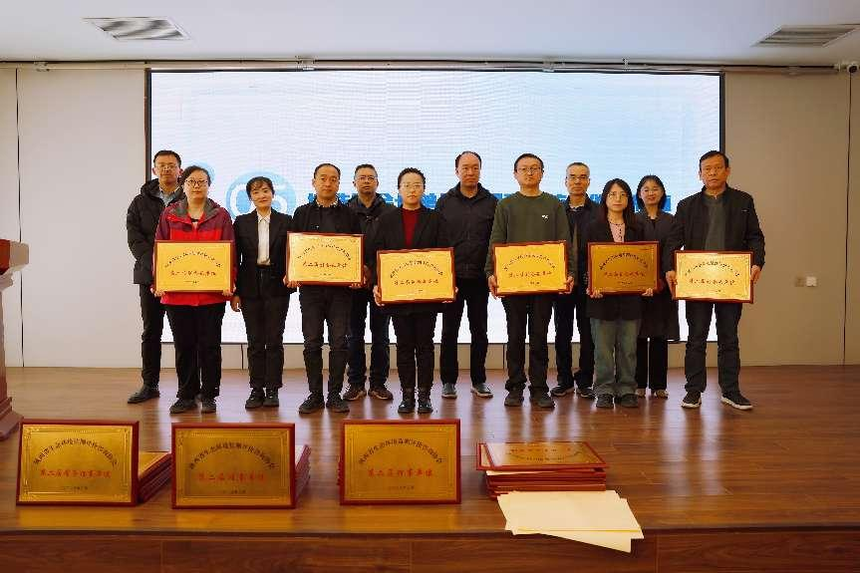 1743156292353424.png 1743156292353424.png