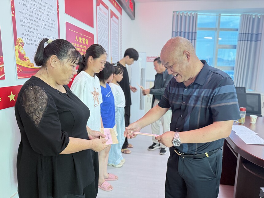 f48bde197df8079eedf78c30abef0fb2.jpg