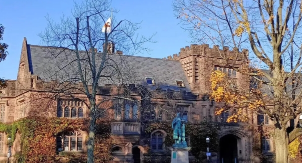 ����˹�ٴ�ѧ (4).png