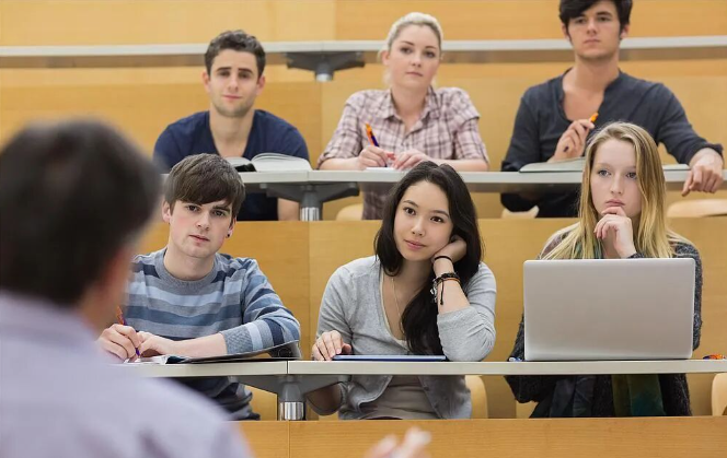 ������ѧ