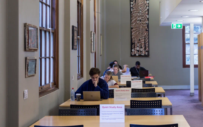 ����-Ϥ���ѧ