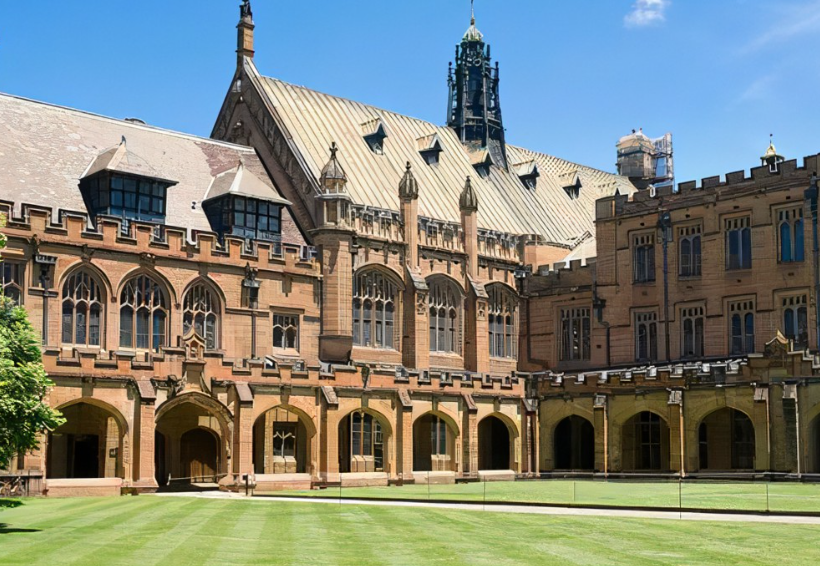 1765435918358996.png 西悉尼大学 (1).png