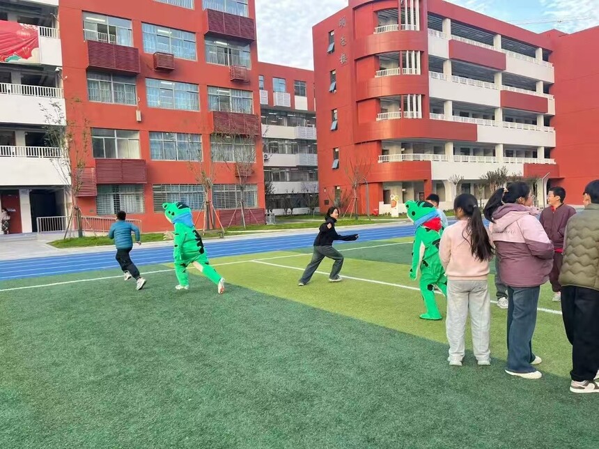 1763907174351882.jpg 791ee46fcb4fe708a4dc137944c1c3cc.jpg