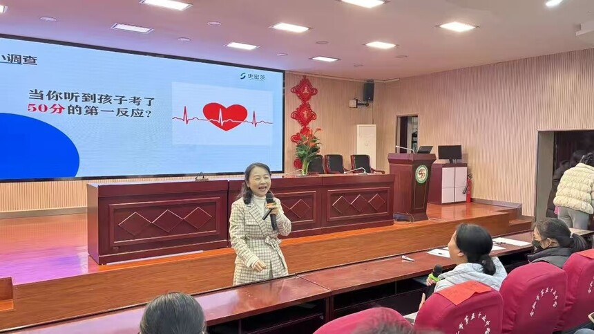 1765102421789455.jpg 9b5aec268d1d4acbaa30075fe6054377.jpg