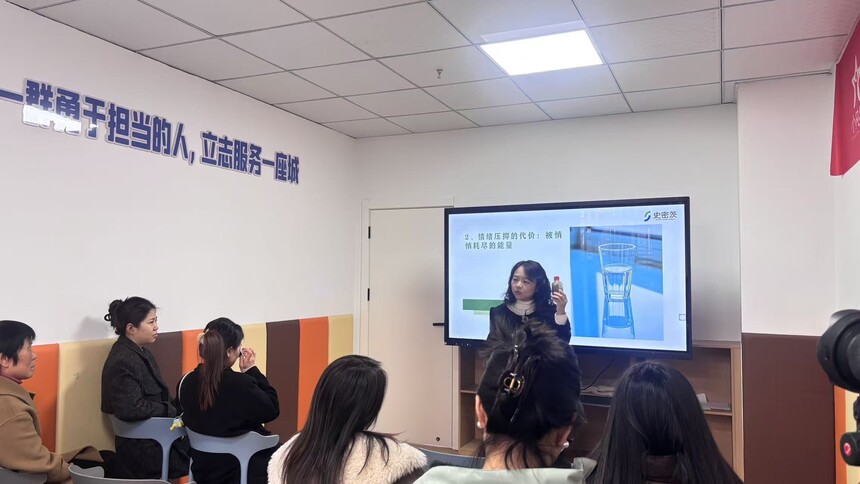 1765690551629786.jpg d8009dd18208e3d59437e7070f6d98d6.jpg