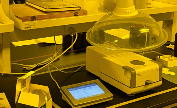 1739859973313982.png 光刻胶插图-2.png