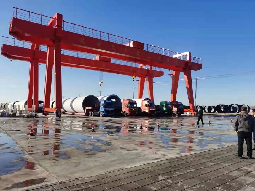 Double beam gantry crane1.jpg