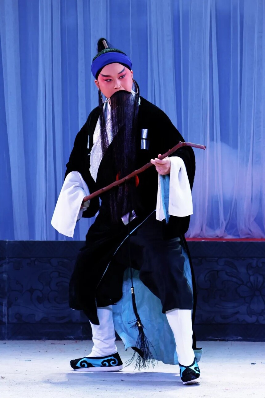 1737250921542372.jpg 2000 (2).jpg