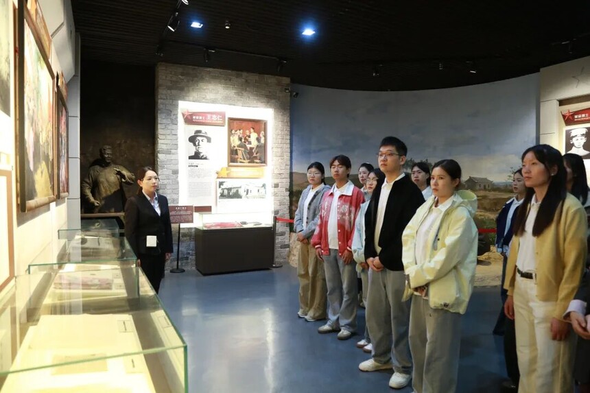 1759053442264787.jpg 1759053442264787.jpg