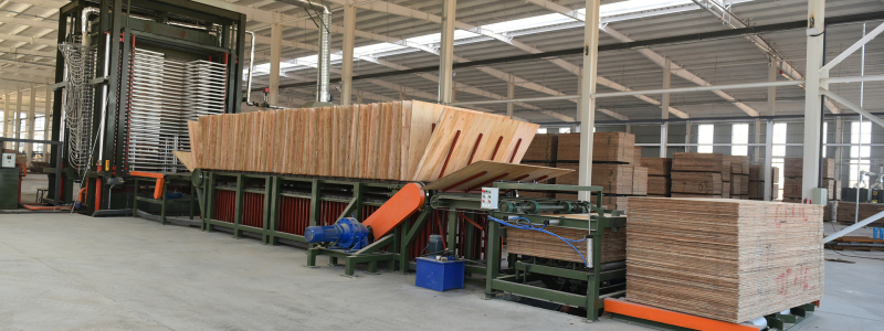 膠合板生產(chǎn)線(xiàn)