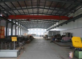 倉(cāng)庫(kù)一角