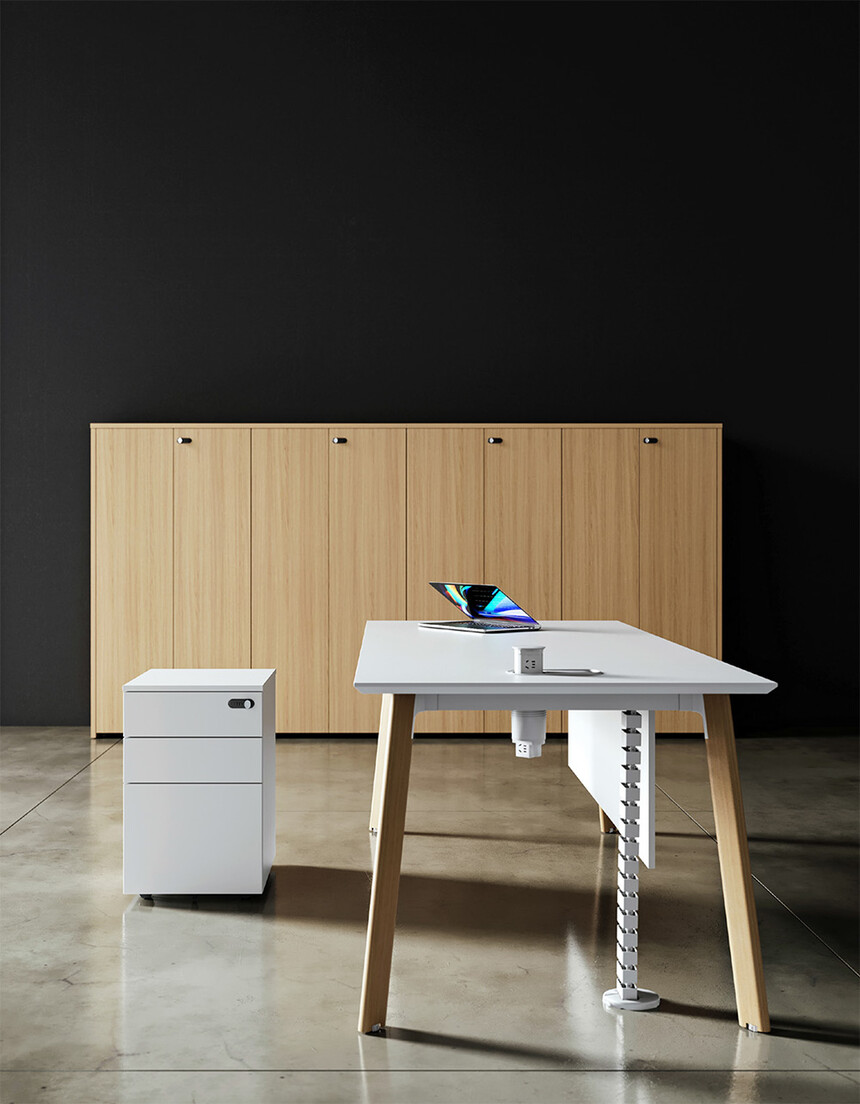 1761792280885194.jpg 900.jpg