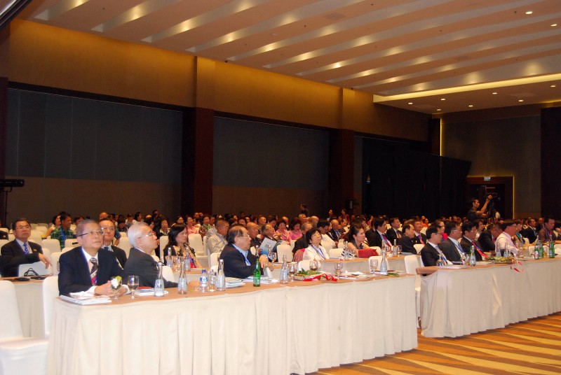 inform2013_10_02_21.jpg