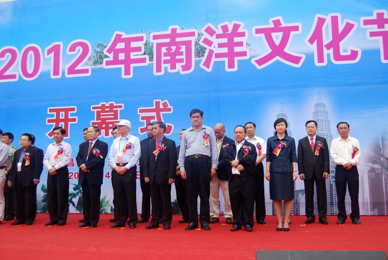 inform2012_04_02_01.jpg