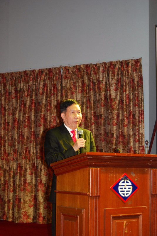 inform2012_05_01_02.jpg