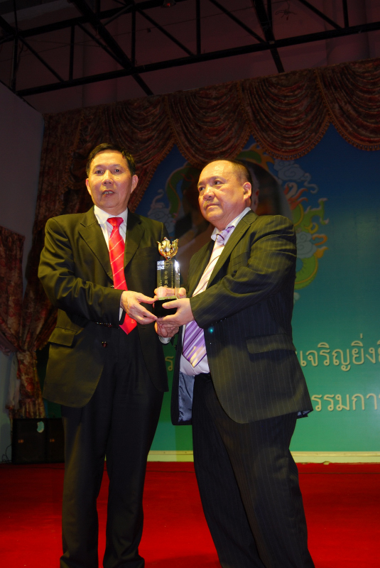 inform2012_05_01_03.jpg