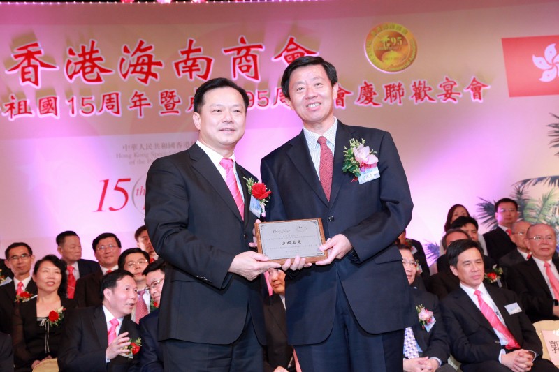 inform2012_07_01_11.jpg