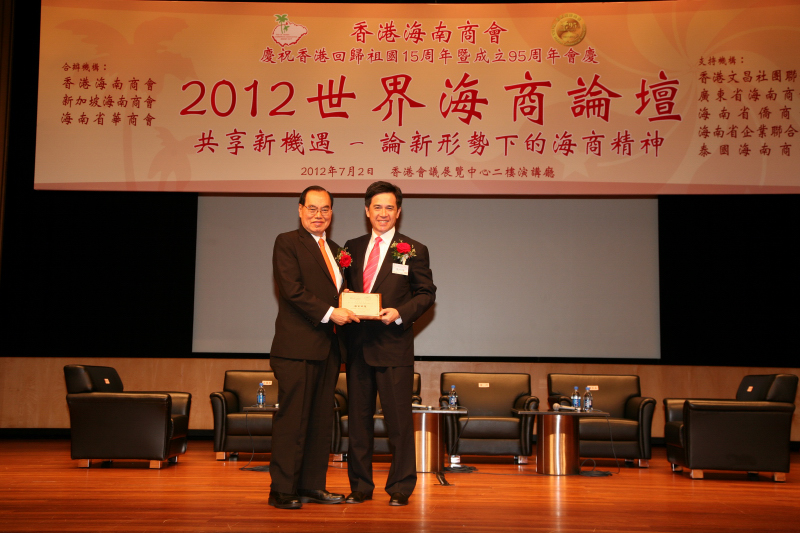 inform2012_07_01_27.jpg