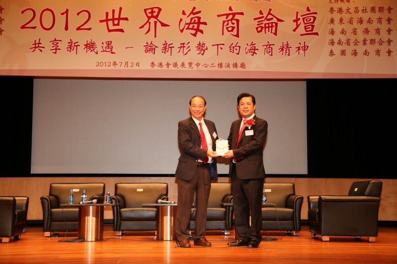 inform2012_07_01_28.jpg