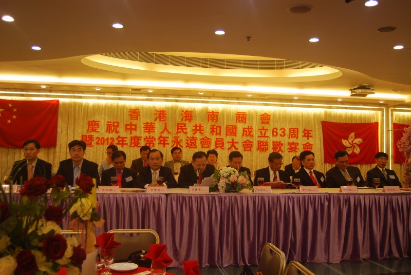 inform2012_09_01_01.jpg