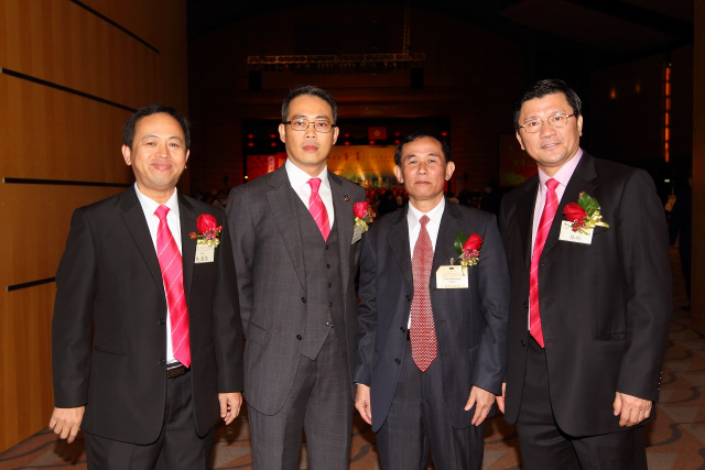inform201102_01_01_28_9.jpg