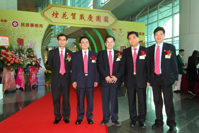 inform201102_01_01_28_10.jpg