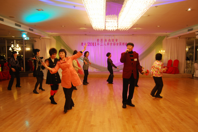 inform201103_01_04.jpg