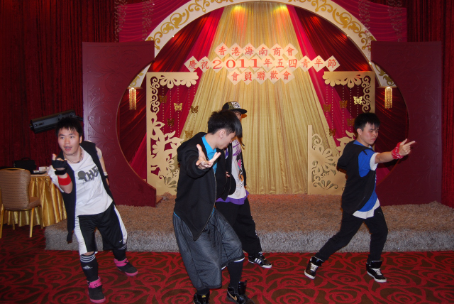inform201104_02_05.jpg