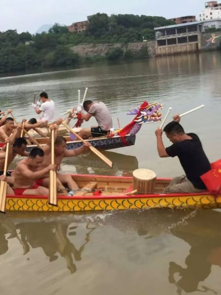 1761798410970557.jpg 汨罗龙船制造厂.jpg