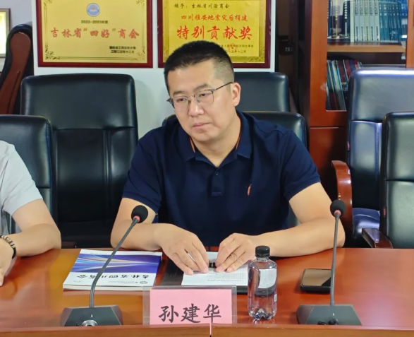 1755759877541125.png image.png