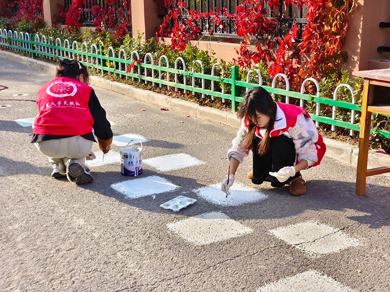 1760752549123805.jpg 微信图片_20251017230343_17_1681.jpg