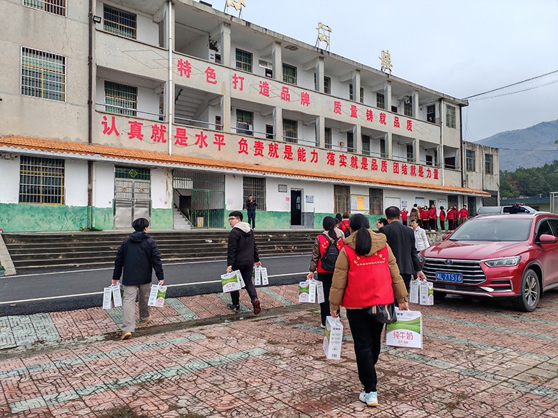 1763112454544689.jpg 微信图片_20251114094630_1156_5.jpg