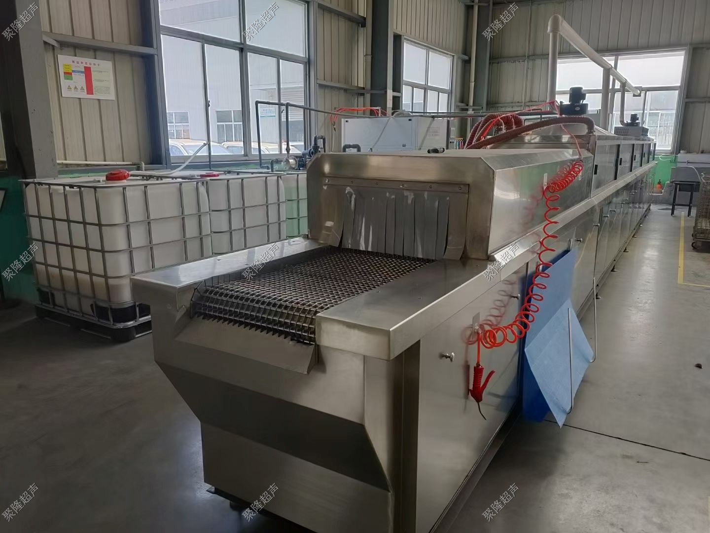 全自动单臂超声波清洗机的高效清洗特性