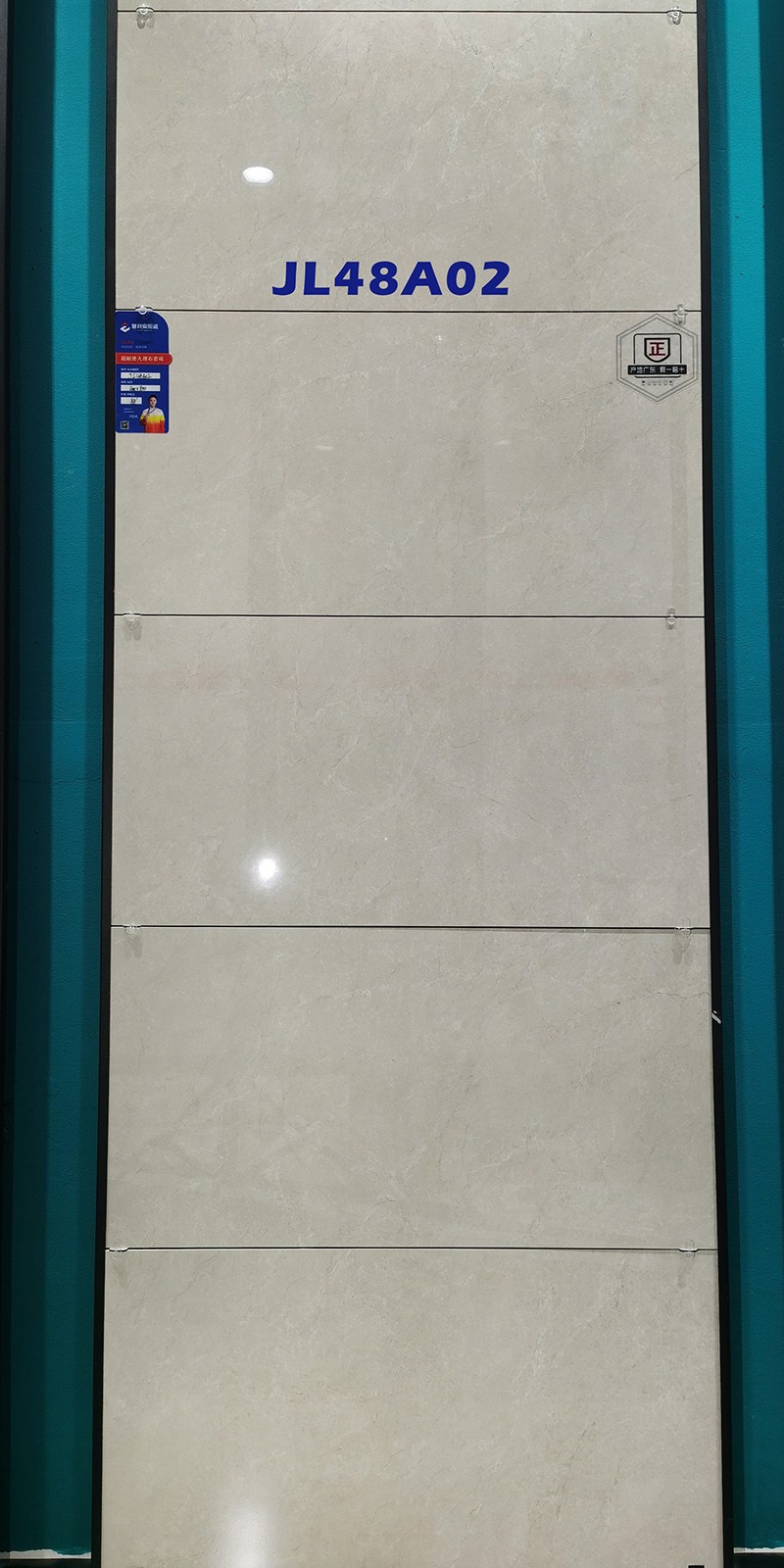 02.jpg