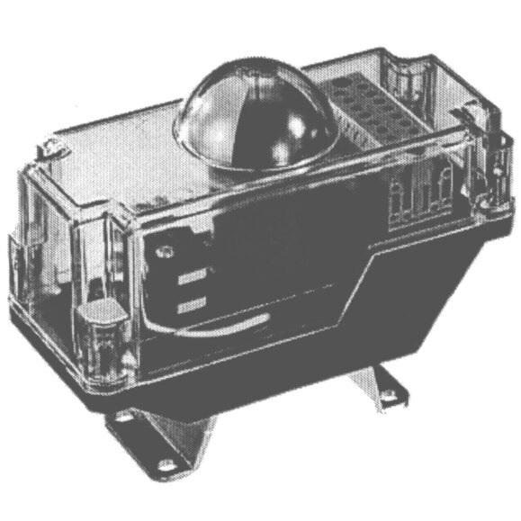 ca16285bb1b1-TEU001_001_A.jpg