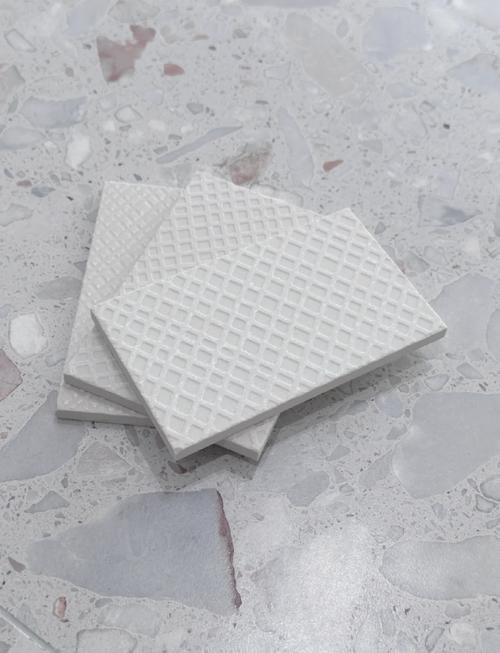 砖墙切割_750x1500MM 魔晶石超白胚瓷砖 厨房墙面装饰 超硬材质抗冲击 施工切割技巧与安全防护_切割瓷砖怎么防灰尘