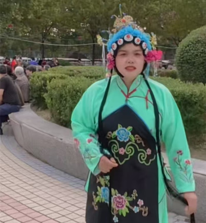 1764660294602263.jpg 6677.jpg