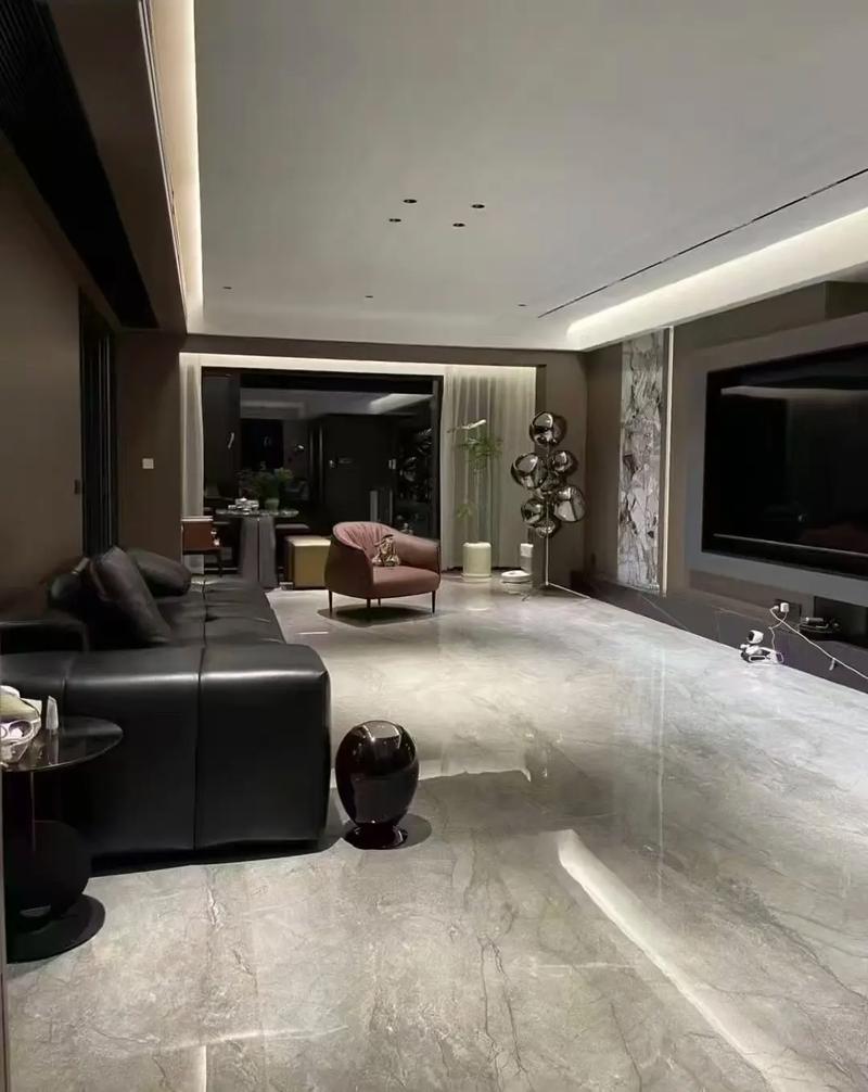 奢石系列瓷砖的纹理逼真度在远观和近触时分别能给人带来怎样的感官体验?_奢石系列瓷砖的纹理逼真度在远观和近触时分别能给人带来怎样的感官体验?_奢石系列瓷砖的纹理逼真度在远观和近触时分别能给人带来怎样的感官体验?